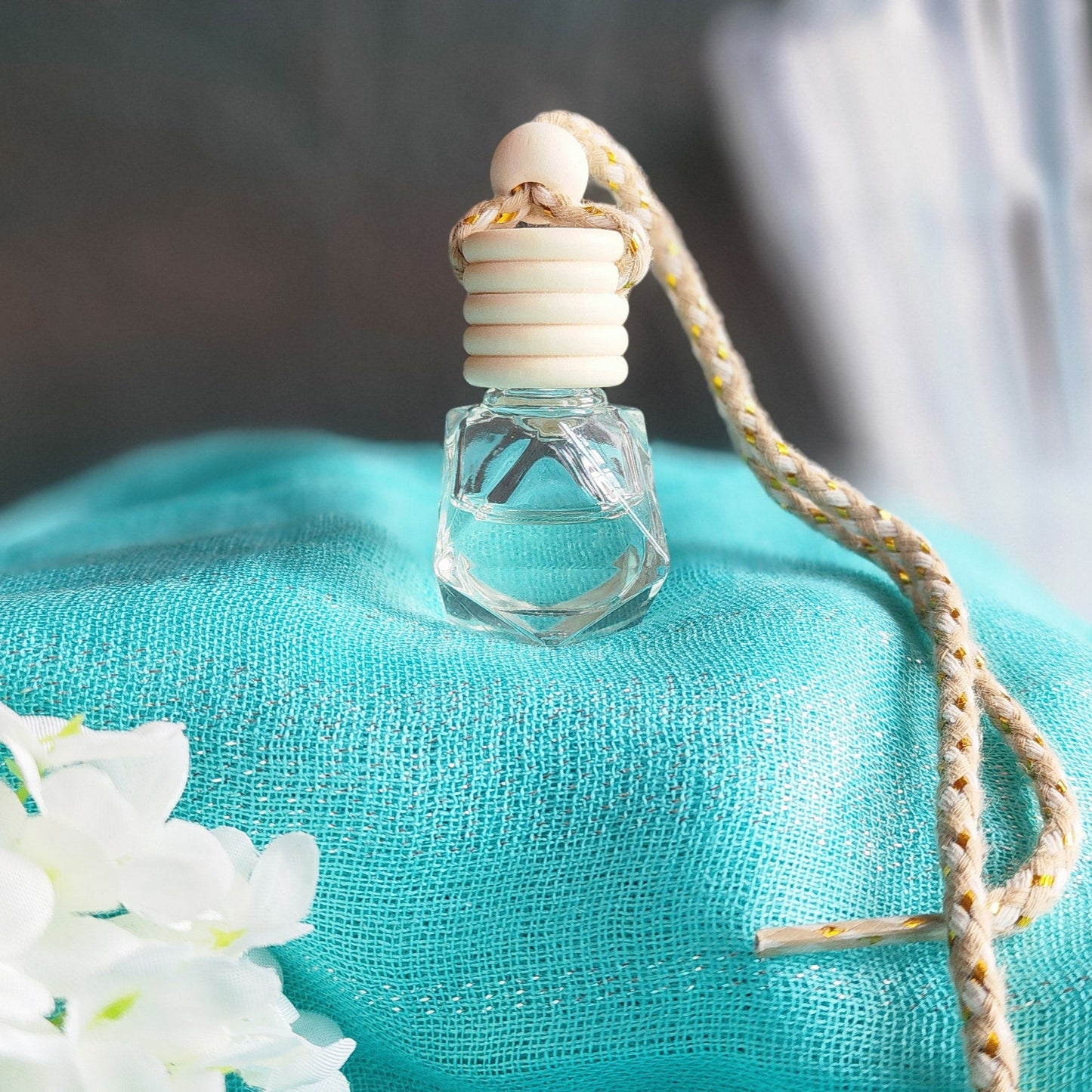 Diamond Shape Glass Hanging Diffuser