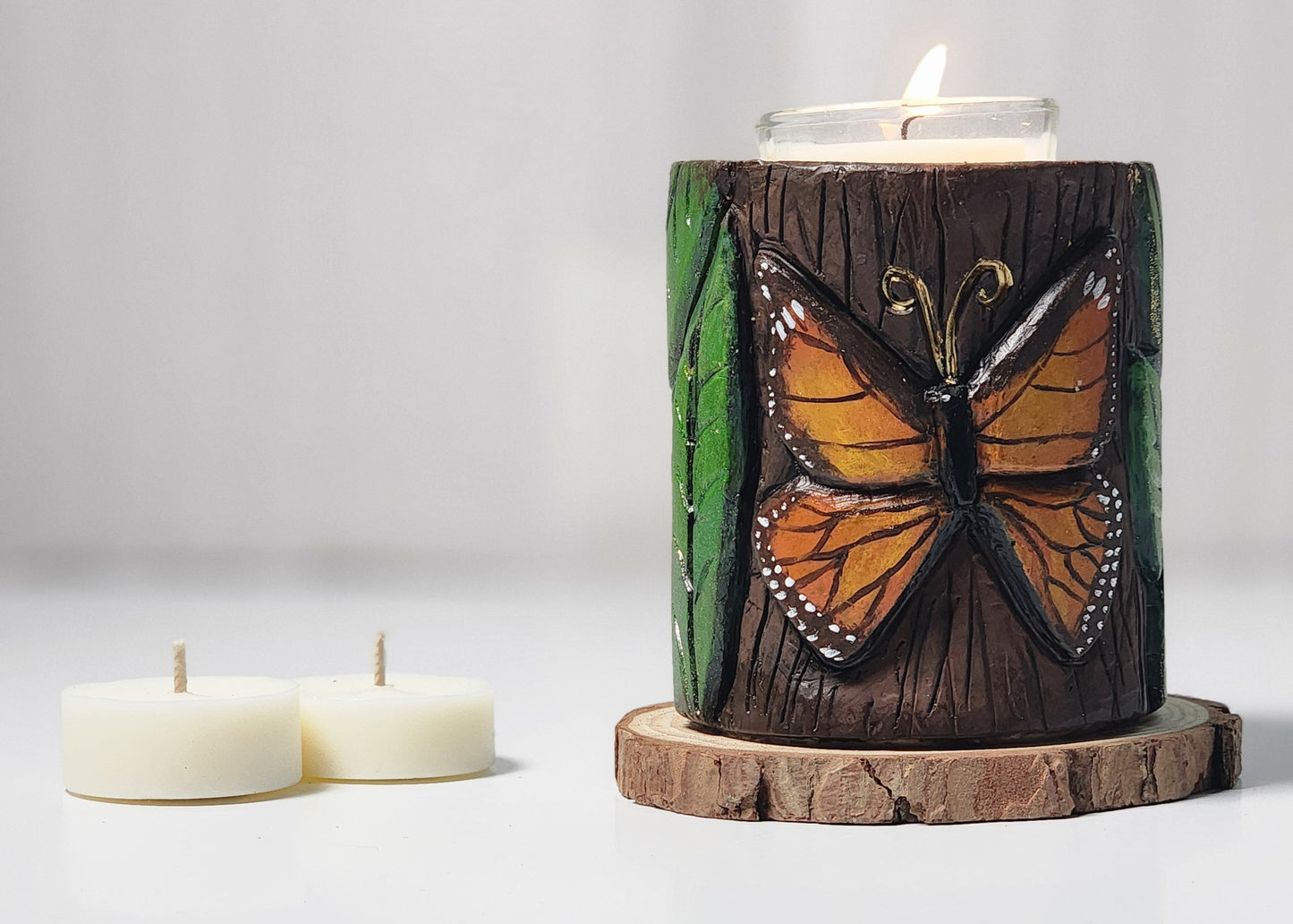 Wax Butterfly candle Holder - Tallado en Vela - Artesania Puerto Rico